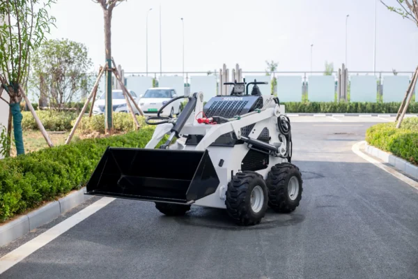 IMG_5835 360kg Wheel Skid-Steer Loader