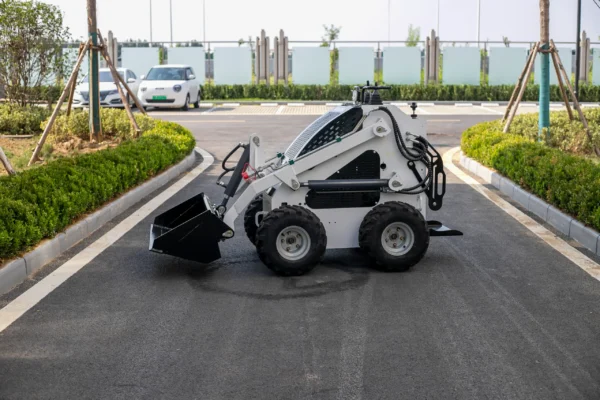 IMG_5838 360kg Wheel Skid-Steer Loader