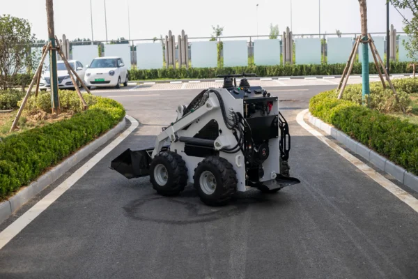 IMG_5840 360kg Wheel Skid-Steer Loader