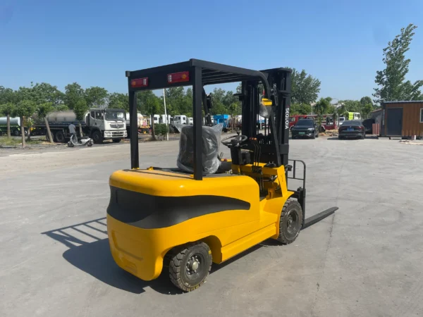 1.5Ton Electric Forklift