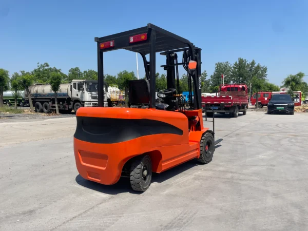 2Ton Electric Forklift
