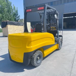 2026_05_09_14_15_03_IMG_0870 5Ton Electric Forklift