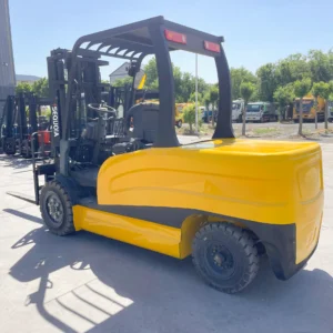 2026_05_09_14_15_11_IMG_0871 5Ton Electric Forklift