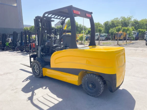 2026_05_09_14_15_11_IMG_0871 5Ton Electric Forklift