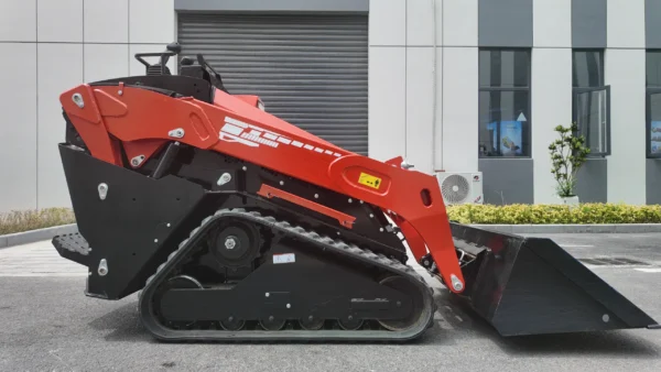 DJI_20250628135306_0007_D 1000kg Crawler Skid-Steer Loader