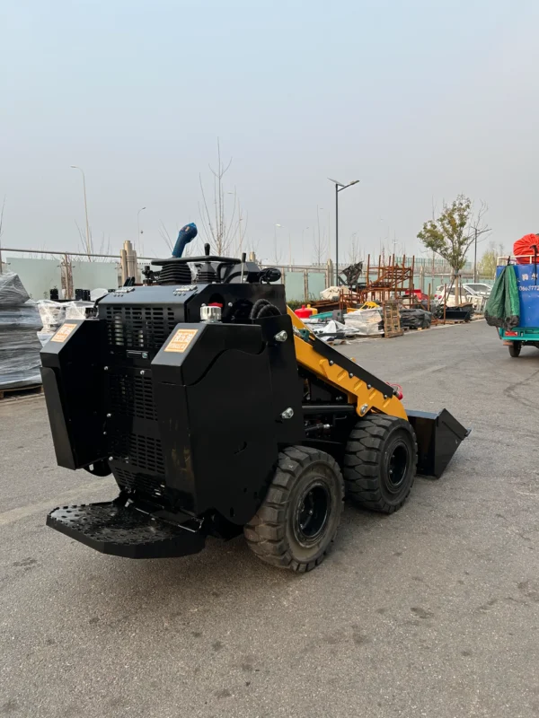 800kg Wheel Skid-Steer Loader